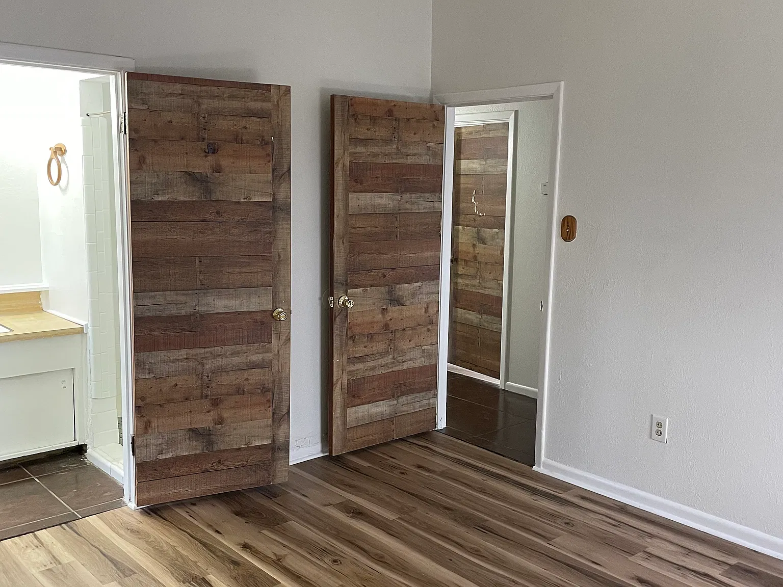 4 bed, 1700 sqft, $1,800 — Photo 4