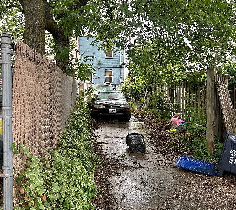 2nd image of 1600 A St SE