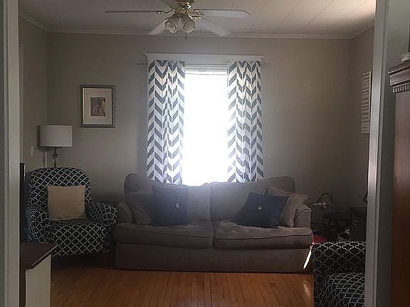 4th image of 1008 Superior St