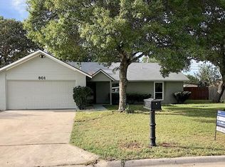 801 River Bend Dr, Georgetown, TX 78628
