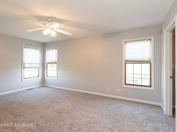 5th image of 553 W Elian Ct