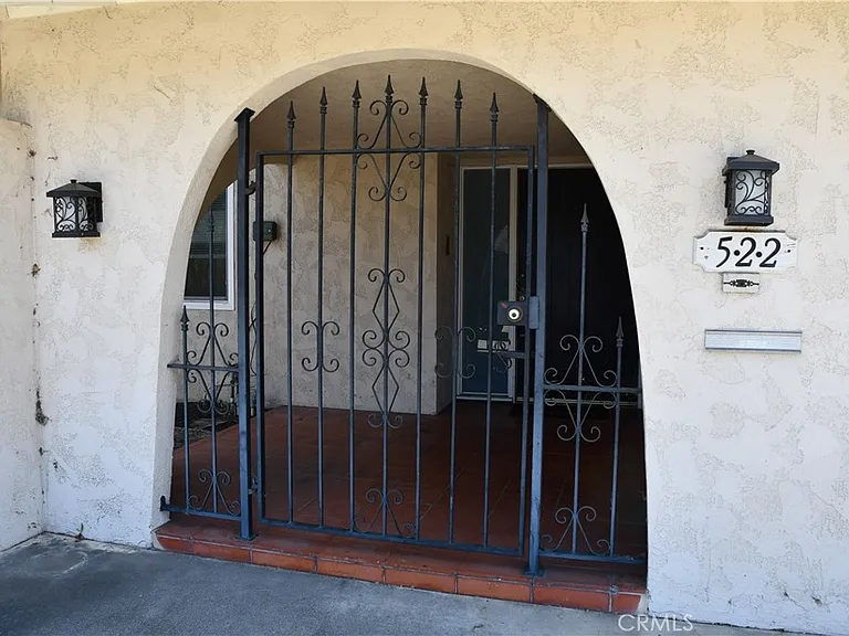 522 E Collins Ave — Photo 74