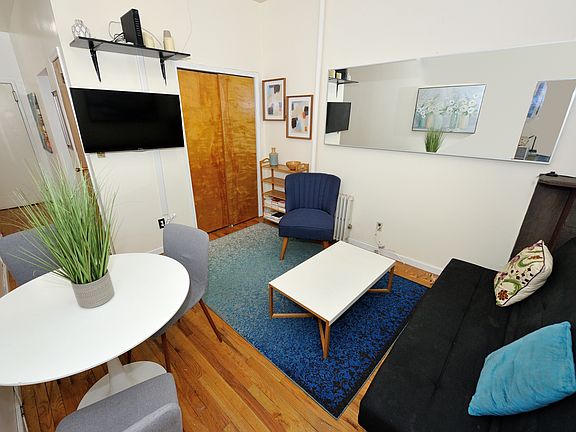 2nd image of 353 W 46th St #2R