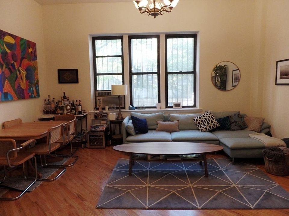 1st image of 156 W 94th St APT 1