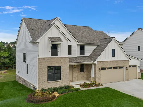 3316 Waldon Ridge St, Orion Township, MI 48358