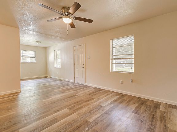 5th image of 3226 Avenue G