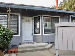 5046 Country Club Dr, Rohnert Park, CA 94928