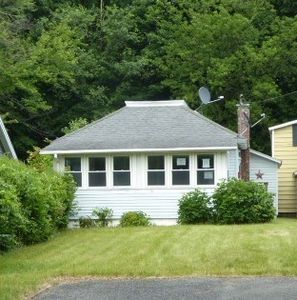 24 Country Club Ave, Adams, MA, 01220