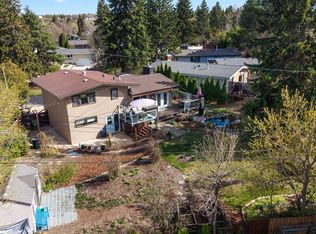 8 Garland Pl, Saint Albert, AB T8N 1A7