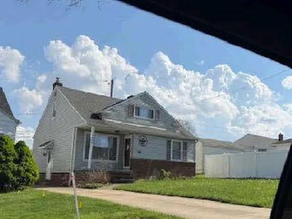11504 Fordham Rd, Garfield Heights, OH 44125