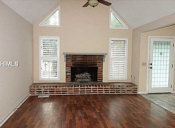 2nd image of 18 Kingbird Ln