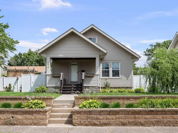 2917 11th Ave #A, Moline, IL 61265