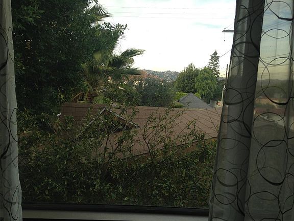 3rd image of 1108 S La Peer Dr