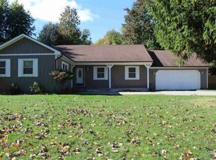 5895 Lakeshore Rd, Fort Gratiot, MI 48059