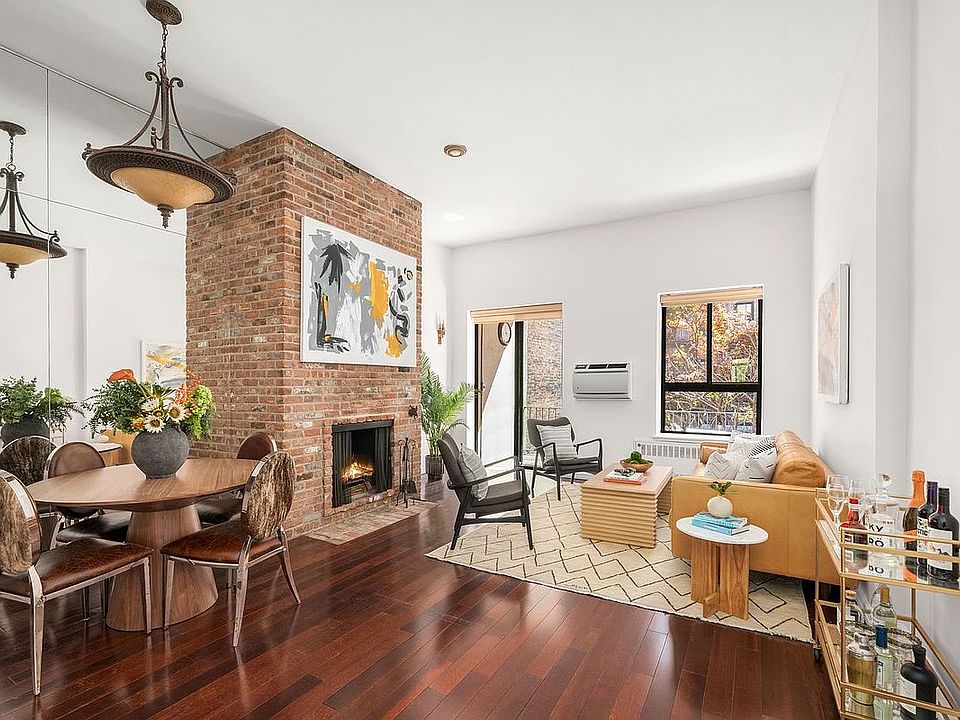 1st image of 228 W 21st St #2