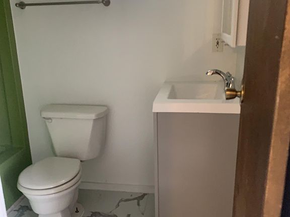 4th image of 96 Parce Ave #3