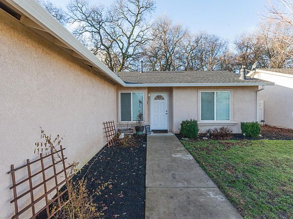 2nd image of 3692 Brentwood Dr