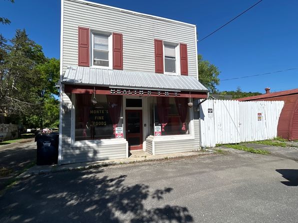 51 Mechanic St #1