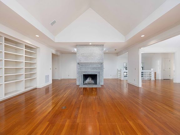 5th image of 4 Mountain Ridge Ct