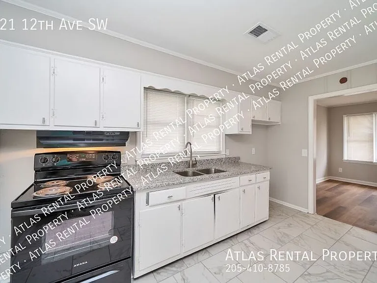 221 12th Ave SW — Photo 13