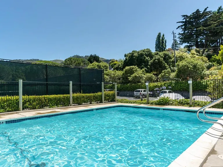 132 Cypress Pl — Photo 18