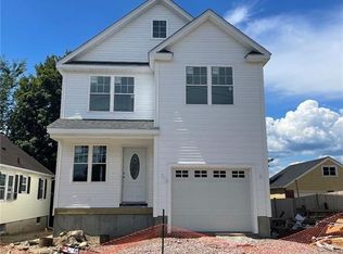 352 Sharon St, Providence, RI 02908