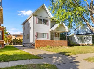 915 W Moss Ave, Peoria, IL