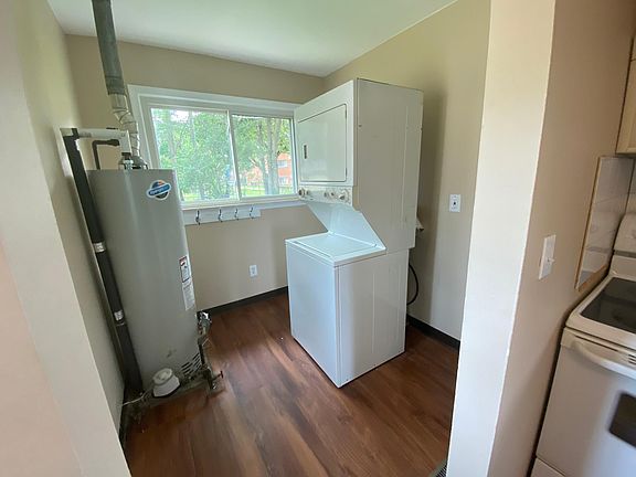 5th image of 6848 Yale St