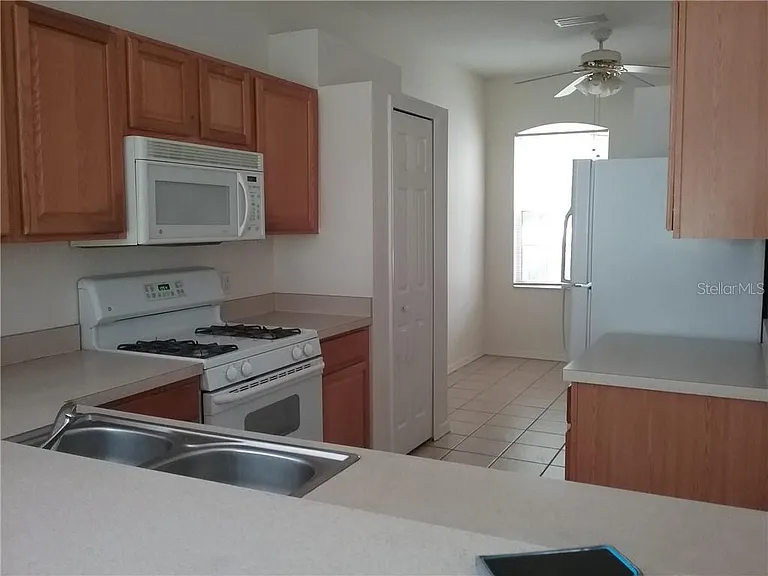 6246 Blue Runner Ct — Photo 4