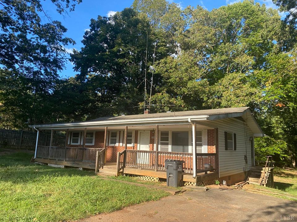 2nd image of 201 Pinecrest Dr