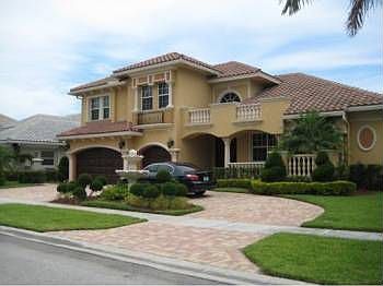 1st image of 730 Leigh Palm Ave