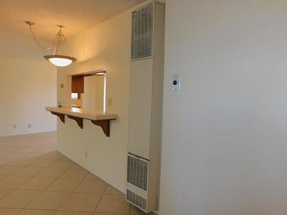 4th image of 11089 Cholla Ave #11089
