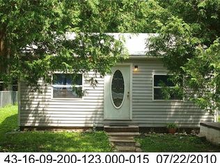5822 S East Channel Rd, Warsaw, IN 46580
