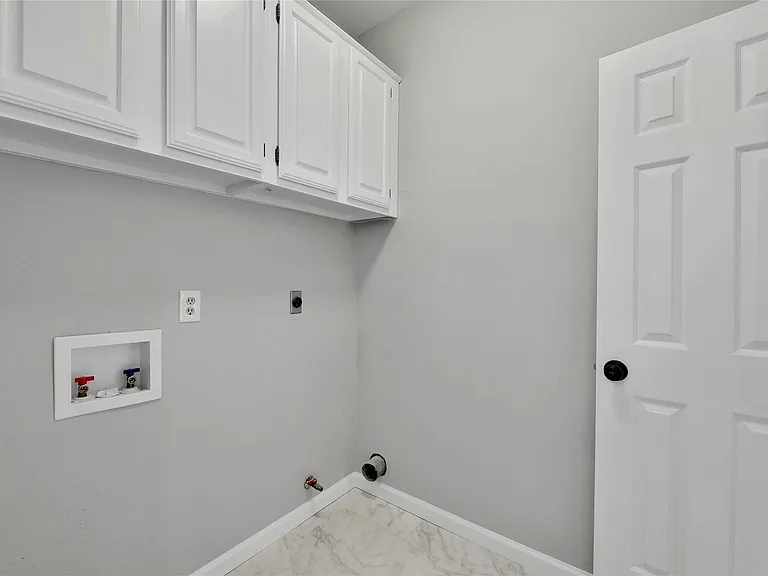 35 Cornerbrook Pl — Photo 42