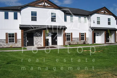 359 N 3 W Photo 1