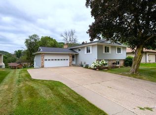 1231 Teeup Ln, Red Wing, MN 55066