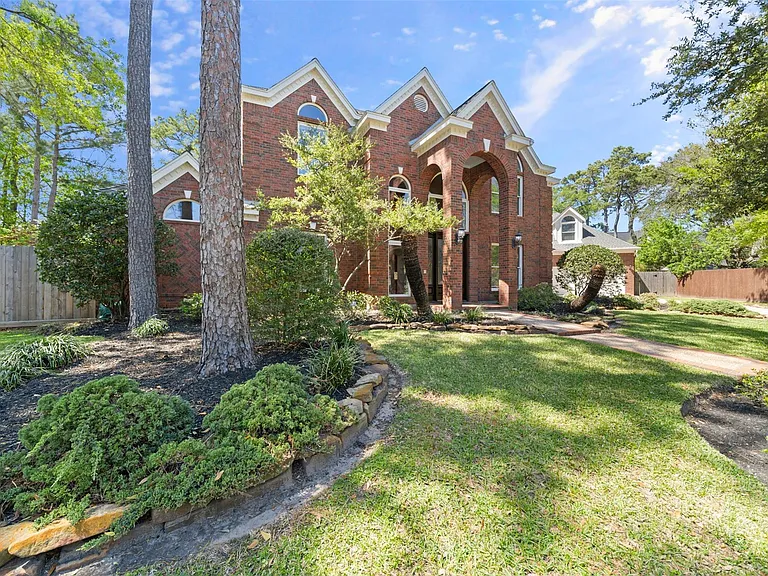 13714 Gainesway Dr — Photo 47