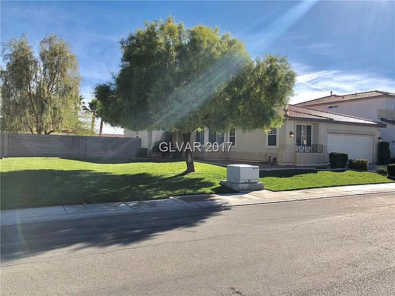 3rd image of 1711 Little Bow Ave