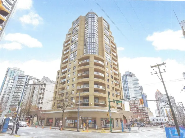 789 Drake St #405, Vancouver, BC V6Z 2N7