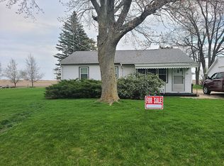 915 N Ellison St, Abingdon, IL 61410