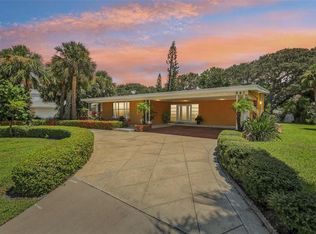 941 Gulf Blvd, Belleair Beach, FL 33786