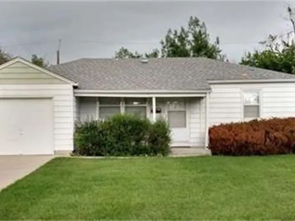 1533 Westridge Pl, Casper, WY 82604