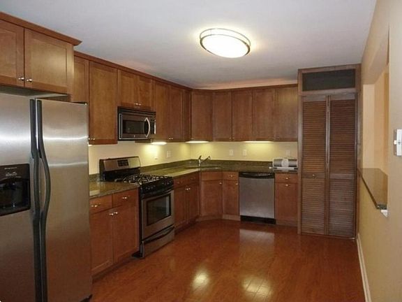Spacious Kitchen