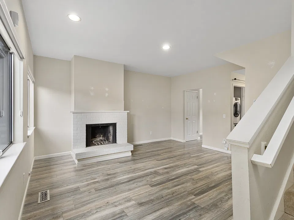 3858 Maybelle Ave #1