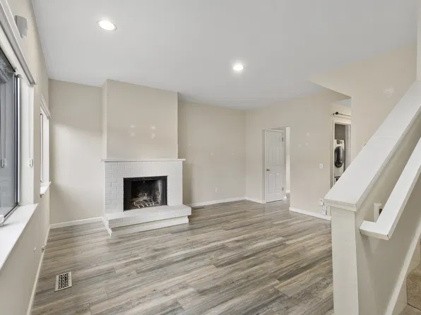 3858 Maybelle Ave #1, Oakland, CA 94619