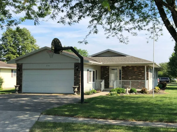 674 E 3rd St, Minster, OH 45865