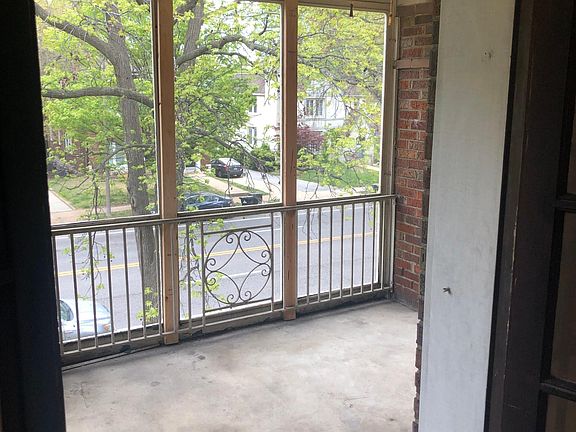 4th image of 7736 Delmar Blvd