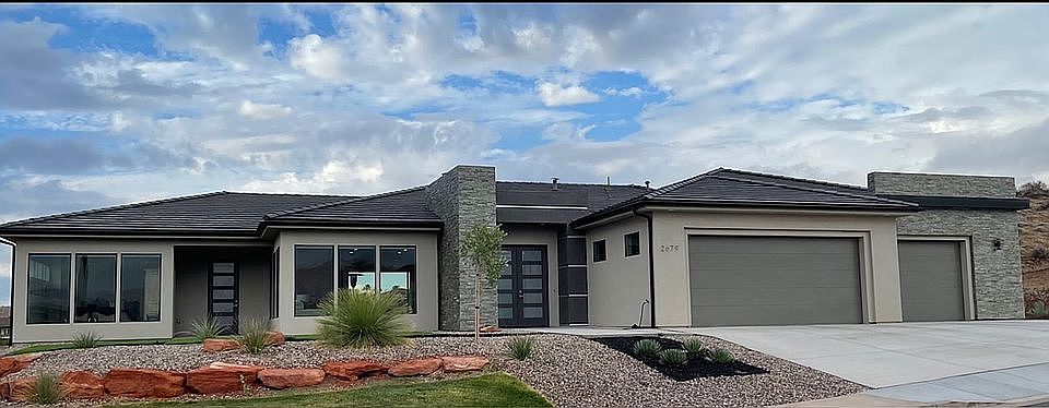 1st image of 2679 W Emeraud Dr