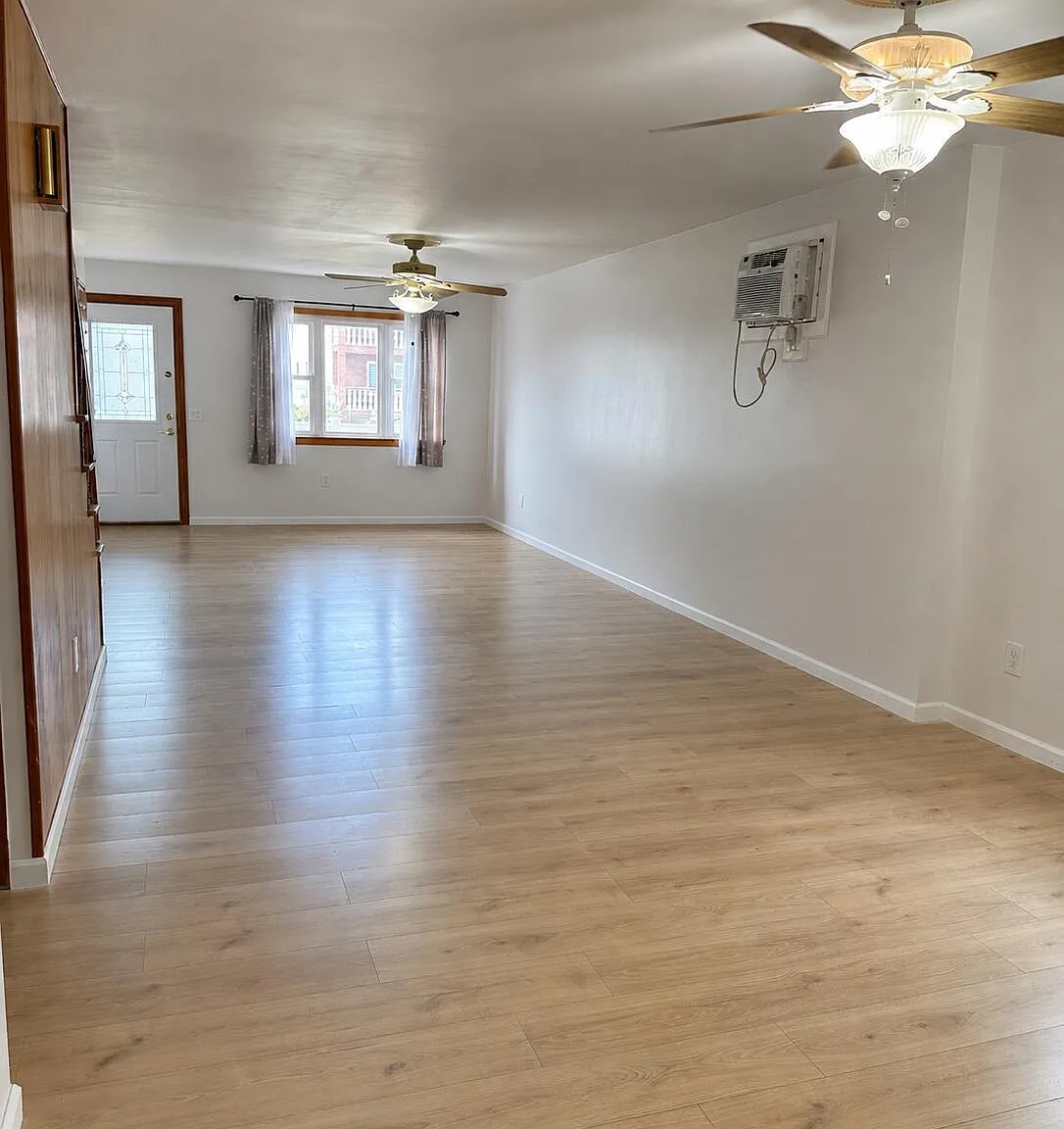 3 bed, 1.5 bath, 1632 sqft, $3,700 — Photo 4
