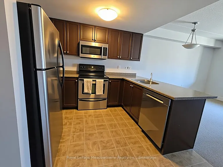 43 Goodwin Dr #307 — Photo 14